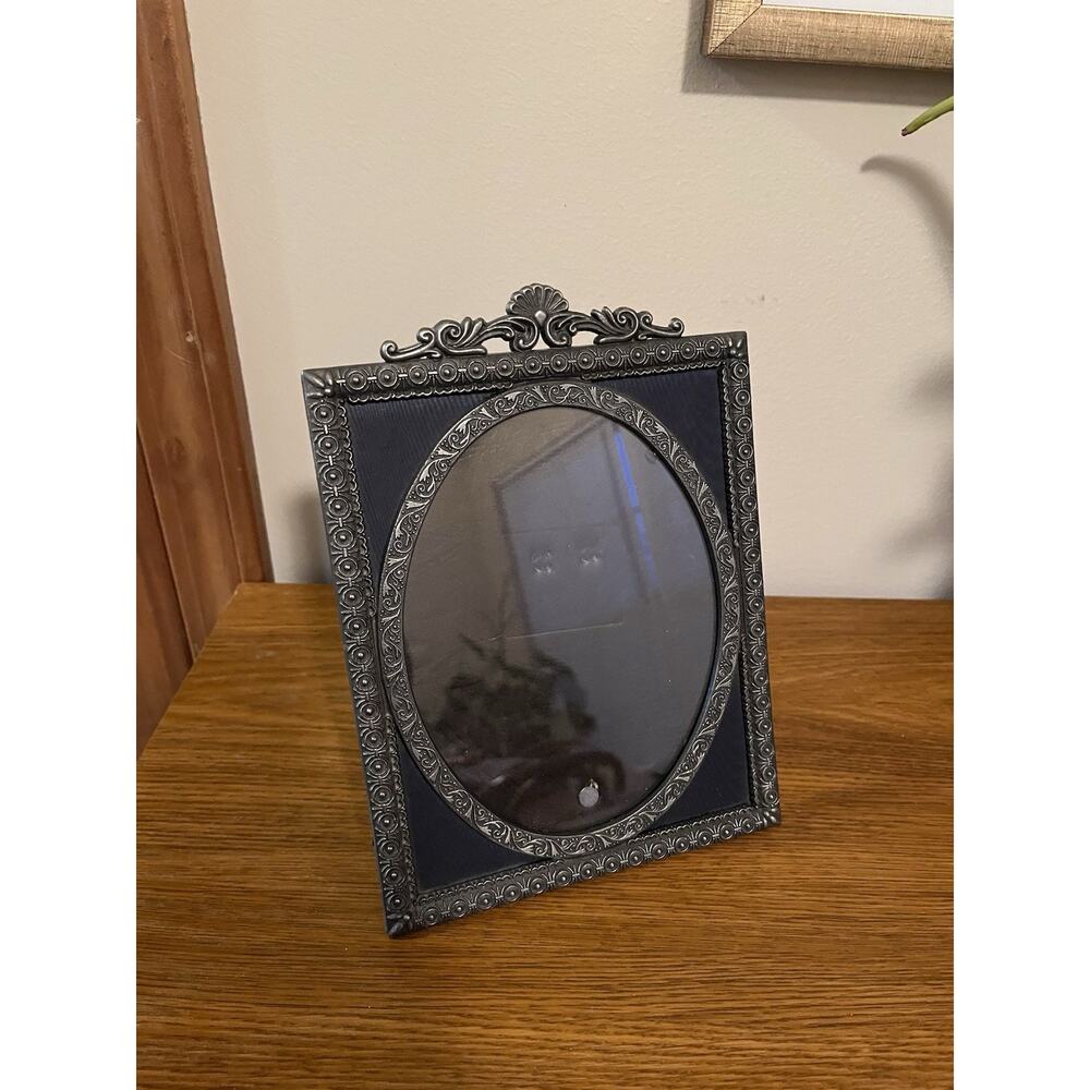 Ornate Vintage-Style Silver Metal Photo Frame With Blue Felt Backing